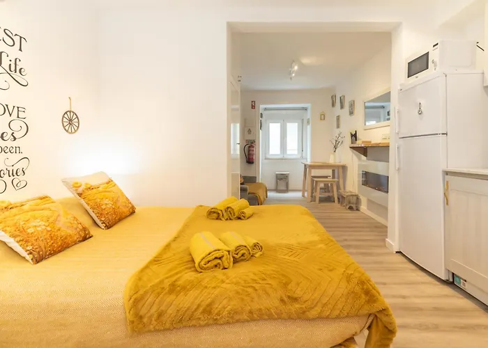 Downtown Amalia * Lisboa